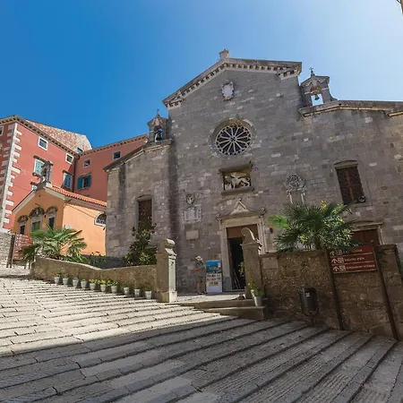 Lovely In Labin With Wifi Casa vacanze
